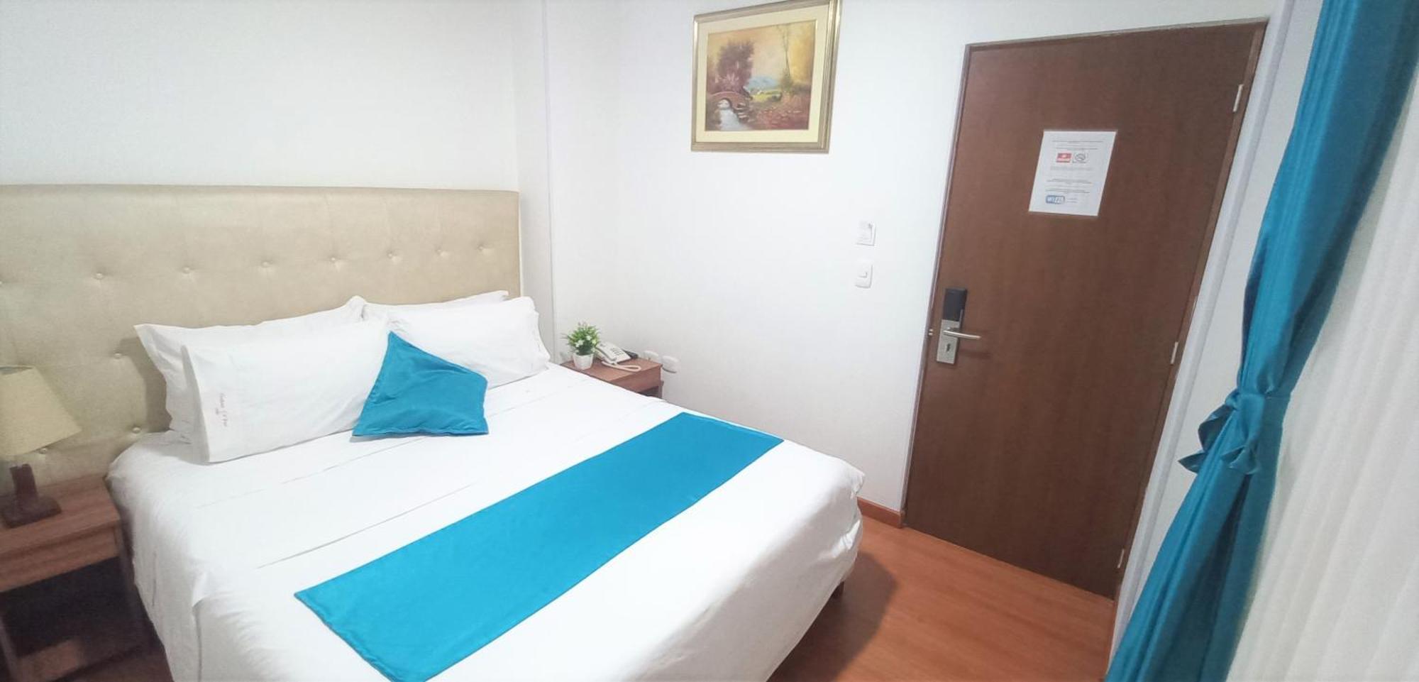 Hotel En Bogota - Fontana Di Trevi Экстерьер фото