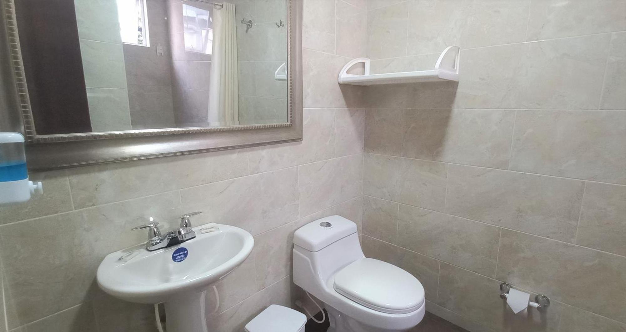 Hotel En Bogota - Fontana Di Trevi Экстерьер фото